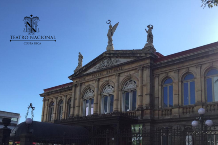 Teatro Nacional Polémica