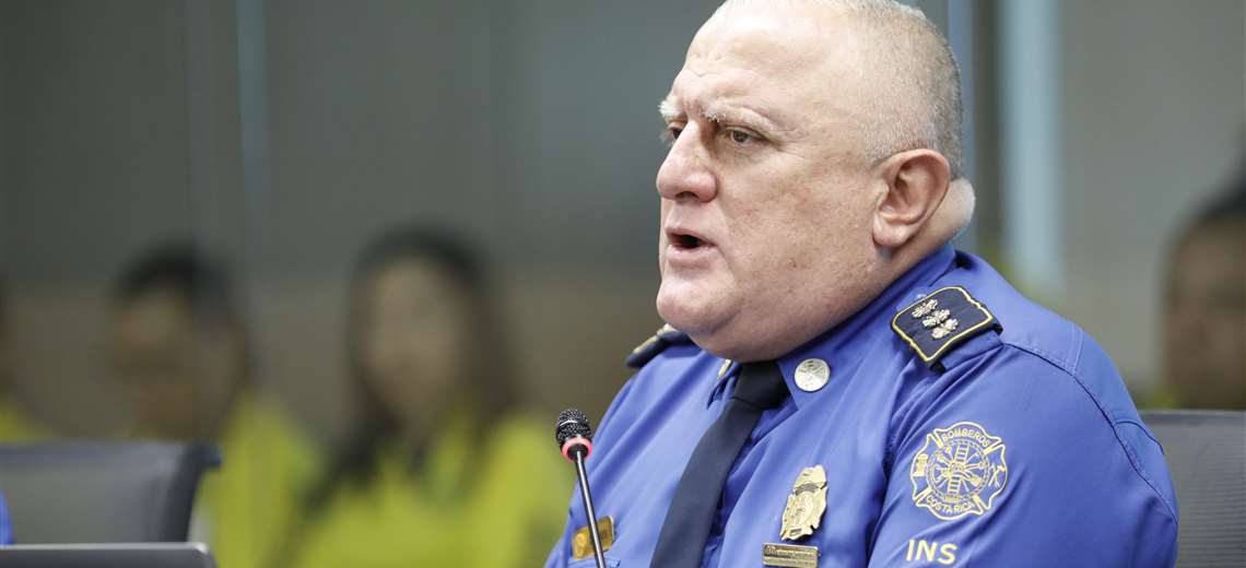 Director de Bomberos suspendido un mes sin goce de salario