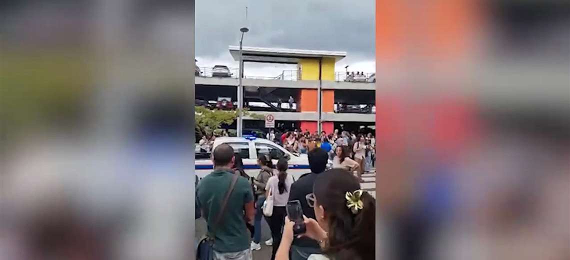 “Nos dijeron que no era un simulacro”: así evacuaron la UCR por amenaza de ataque armado
