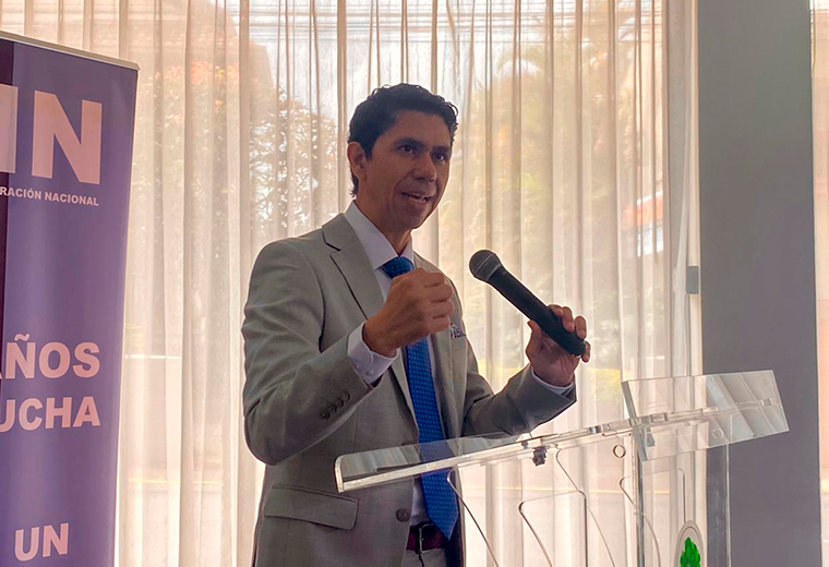 Pista Oscura: “Se lo firmo ya”, dice Luis Amador sobre renuncia a inmunidad de ser electo