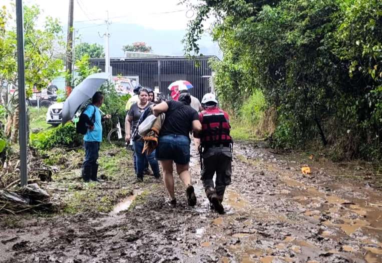 Afectación por lluvias en Cartago