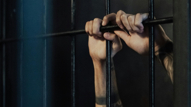 El Salvador aprueba prisión perpetua a menores criminales