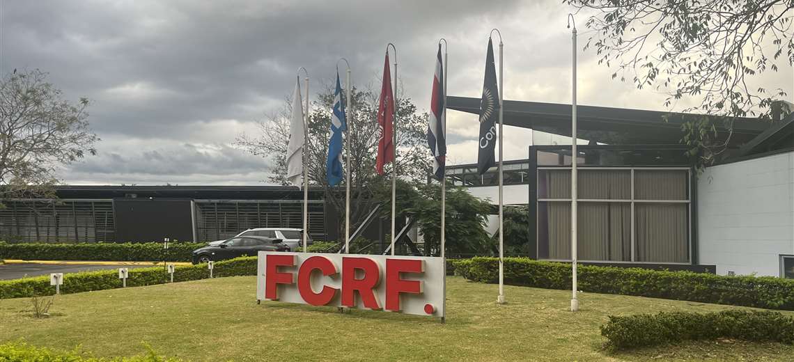 De primera mano: Todos los detalles de la reunión en la Federación sobre Fernando Batista o Robert Moreno - Imagen de la noticia