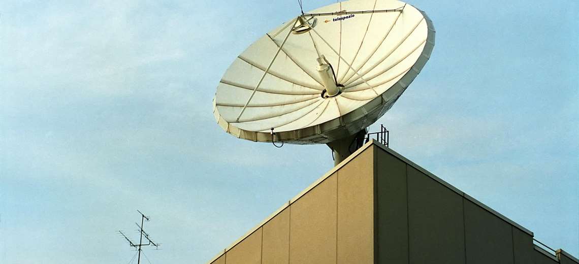 Ciudadano que presentó recurso en Sala IV contra subasta de frecuencias se opone a audiencia - Imagen de la noticia