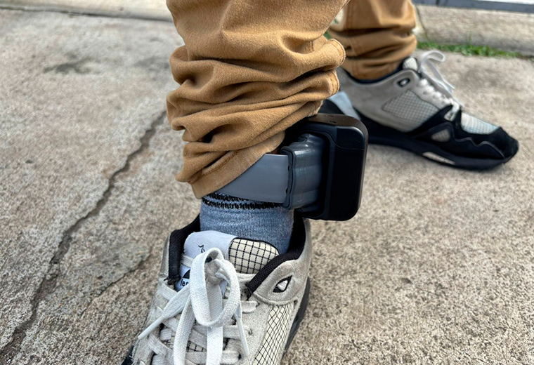 Personas que cometan delitos con armas no podrán recibir arresto domiciliario