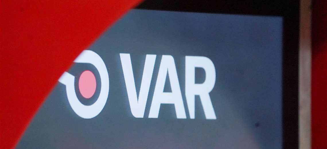 ¡Por fin! Comisión de Arbitraje revela audio y video de polémica jugada en el Liga-Herediano - Imagen de la noticia