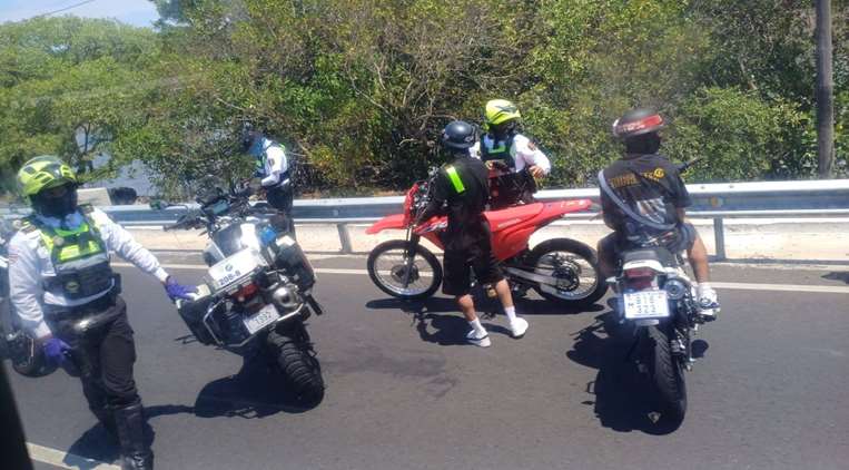 motos