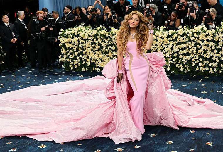 Met Gala 2025: extravagantes atuendos de celebridades en la gala más importante de la moda