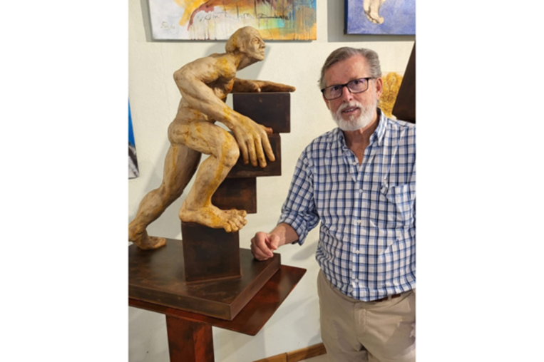 Ha partido el maestro Edgar Zúñiga, el escultor que dio voz al hierro