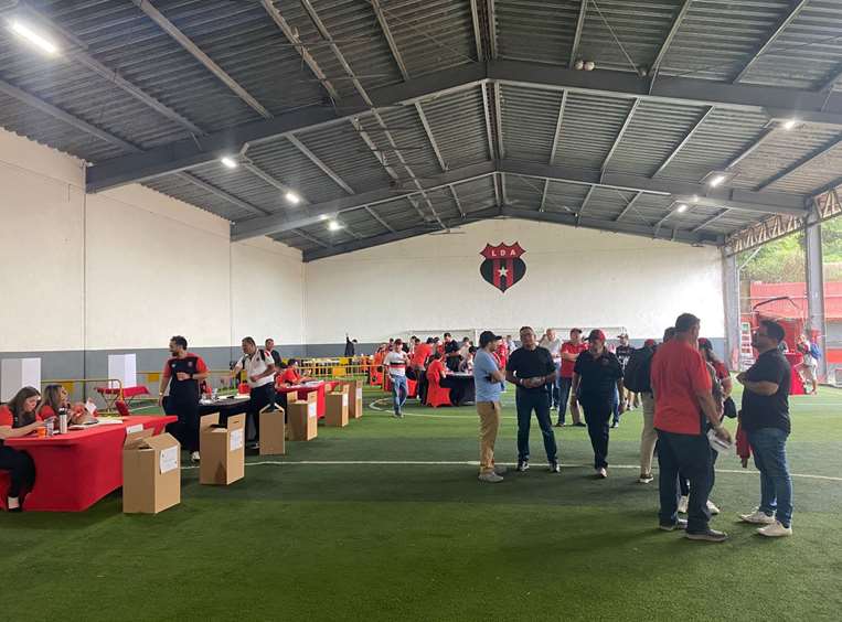 Asamblea de socios de Alajuelense.
