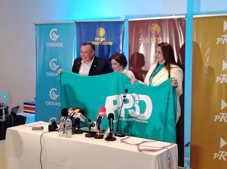Banderazo partido oficialista