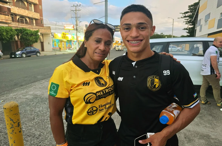 Grettel Abrahams y Randy Ramírez