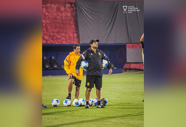 Jeaustin Campos recibió fuerte sanción en Honduras tras sus polémicas declaraciones