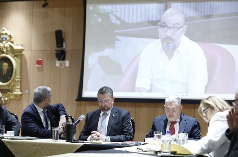 Comparecencia de Rodrigo Chaves y Jorge Rodríguez