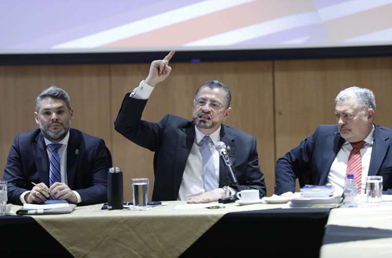 Comparecencia de Rodrigo Chaves y Jorge Rodríguez