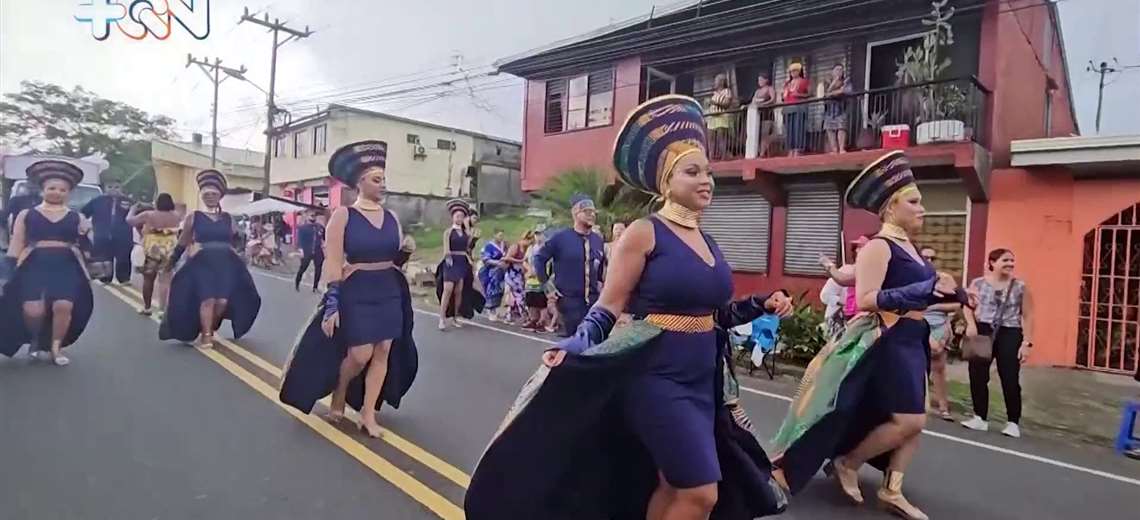El poder del color afro se convierte en identidad viva en las calles de Siquirres