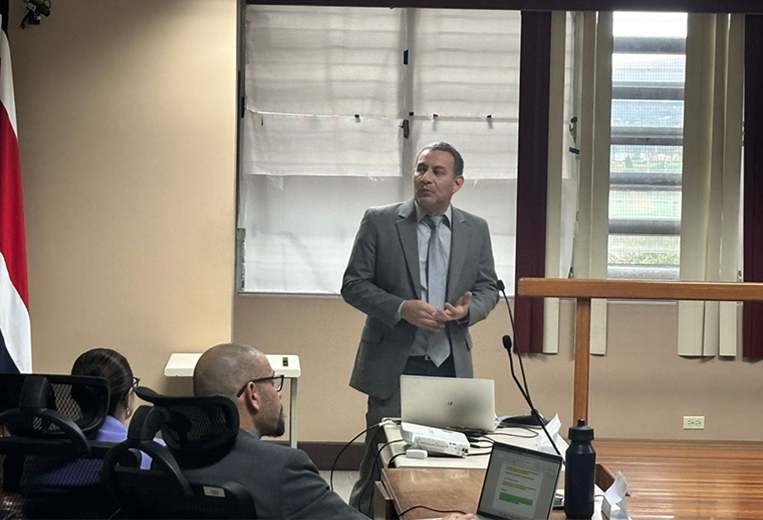 Defensa dice que testigo clave mintió sobre orden de “suprimir” a Johnny Araya en expedien