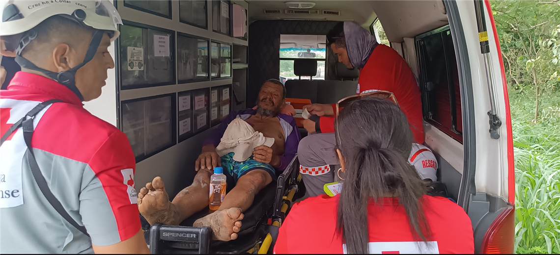 Encuentran a adulto mayor con Alzheimer que desapareció en zona boscosa de Guanacaste