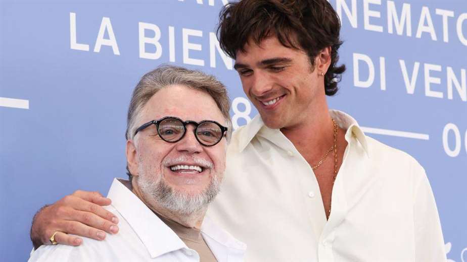 'Frankenstein' del mexicano Guillermo del Toro fue un éxito en Festival de Cine de Venecia