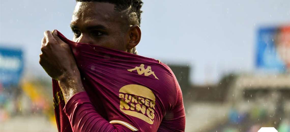Orlando Sinclair mantiene su costumbre: marcarle al Herediano - Imagen de la noticia