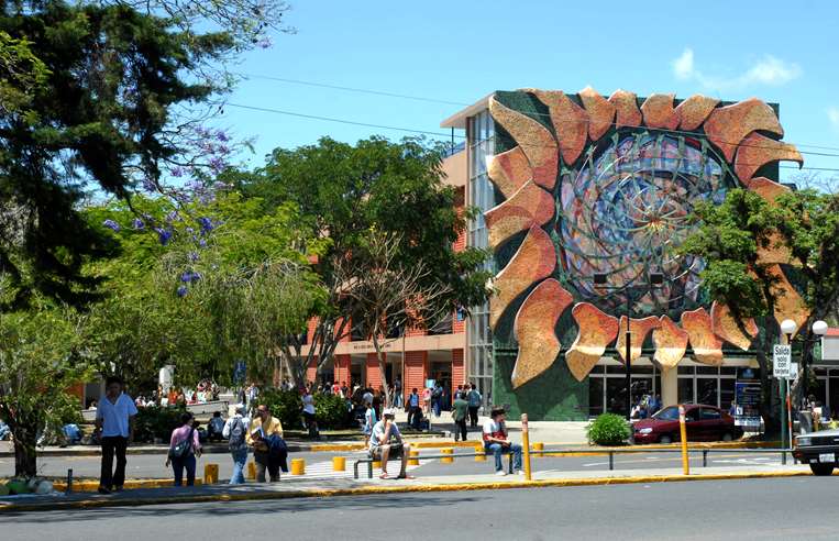 Universidad de Costa Rica (UCR)
