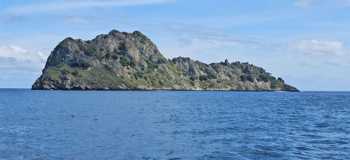 ¿Por qué no se pueden realizar vuelos ambulancia a la Isla del Coco?