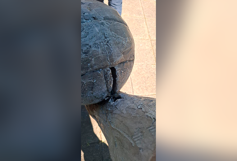 Dañan estatua de Alejandro Morera Soto