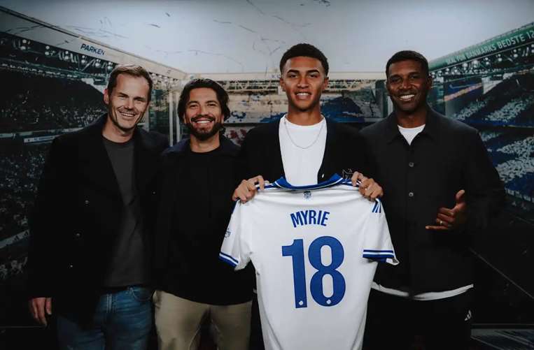 Daniel Solís junto a Kenay Myrie. Foto: Cortesía