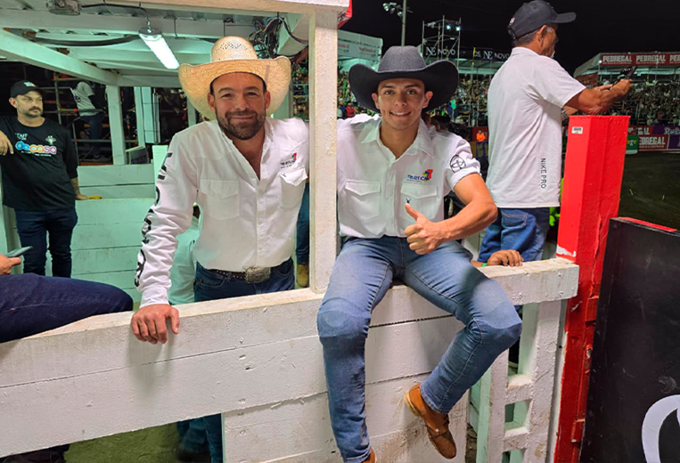 Montador del toro Antiplano: “Tengo la nariz quebrada y cuatro cortadas”