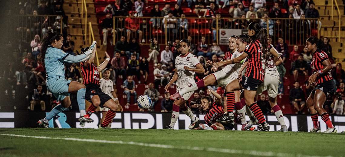 "Se optará por un manejo conservador": Esto dice Saprissa sobre fractura de Carolina Venegas - Imagen de la noticia