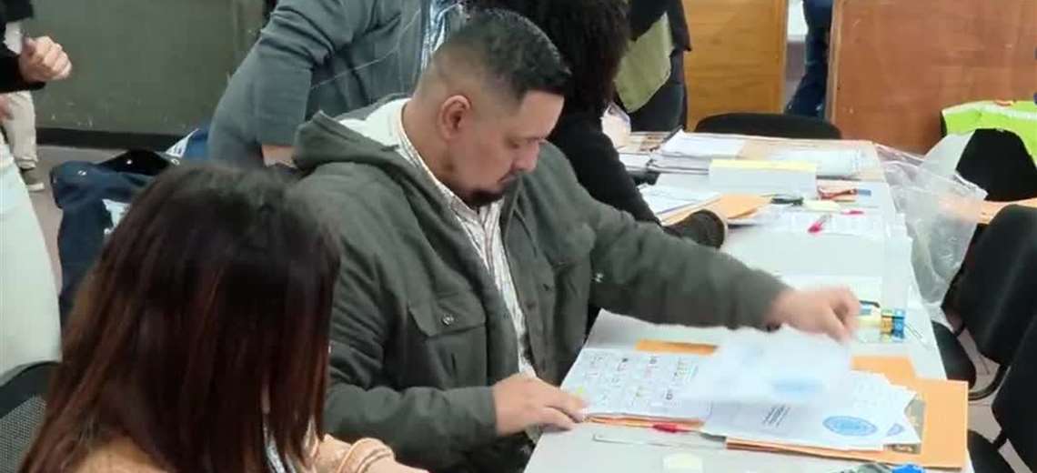 TSE finaliza conteo manual de papeletas presidenciales tras dos semanas de revisión - Imagen de la noticia