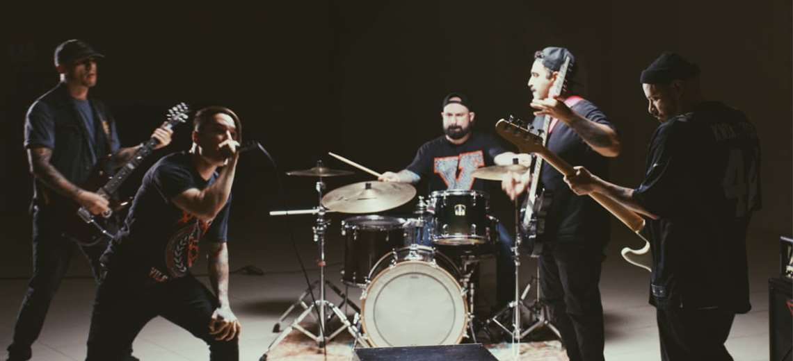 Crosswords irrumpe en la escena con video que adelanta su esperado debut discográfico - Imagen de la noticia