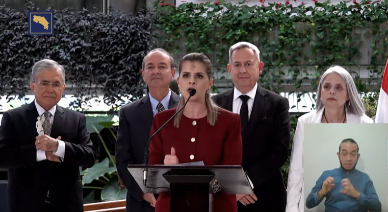 Laura Fernández anuncia equipo técnico para impulsar reformas legales y constitucionales - Imagen de la noticia