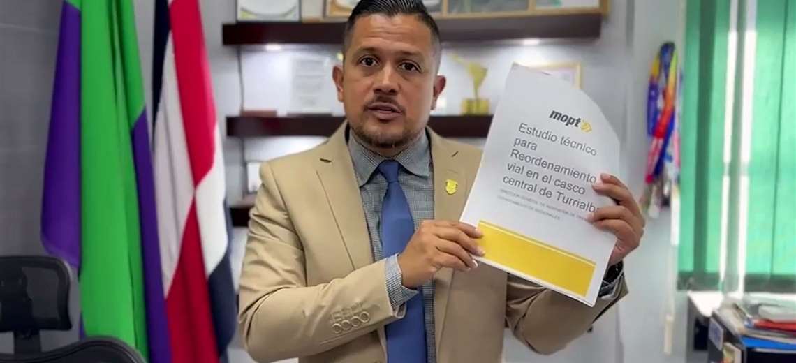 “Es peligroso”: Alcalde responde al MOPT por no avalar prohibición de camiones en Ruta 10 - Imagen de la noticia