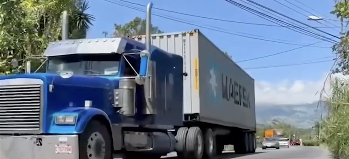 Tras negativa del MOPT, alcalde revela futuro de acuerdo que prohibió camiones en Ruta 10 - Imagen de la noticia