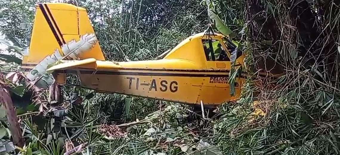 Cruz Roja reporta caída de avioneta fumigadora en Limón - Imagen de la noticia