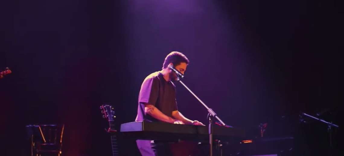 “Nunca voy a superarlo”: Sebas Guillem conquista el Teatro Nacional y estrena tema - Imagen de la noticia