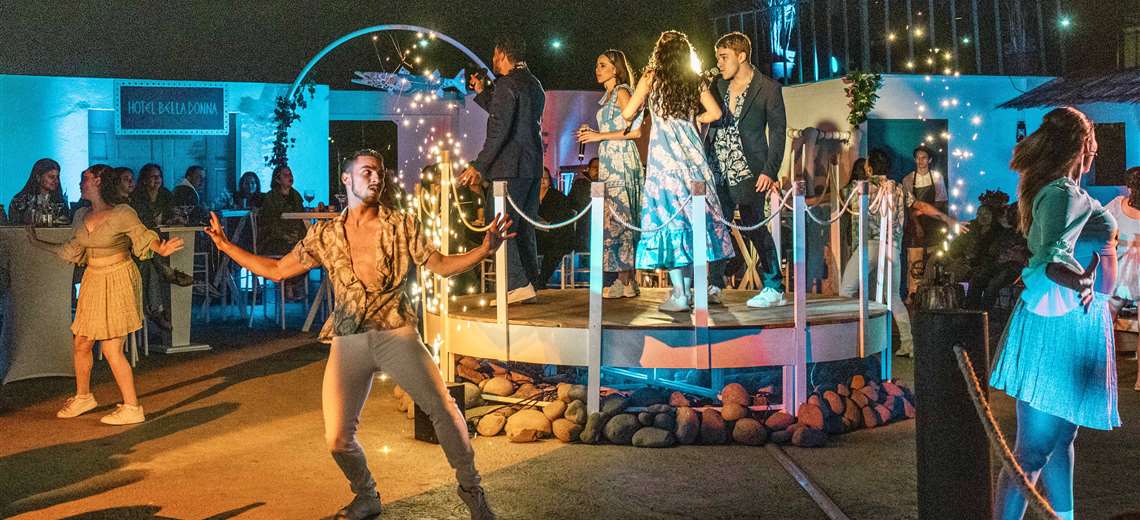 Periodista de 'Buen Día' se presentará en espectáculo 'Experiencia ABBA'  - Imagen de la noticia