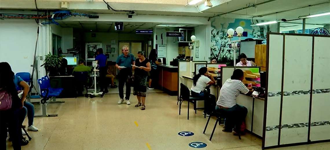 Hospital México declara 'código naranja' por saturación  - Imagen de la noticia