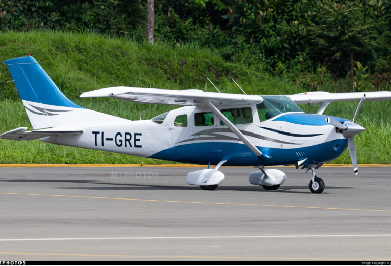 Estas son las primeras imágenes de la avioneta accidentada en San Carlos