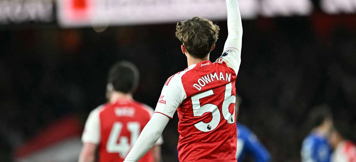 Arsenal vence al Everton y se acerca al título; Newcastle sorprende al Chelsea en Premier League - Imagen de la noticia