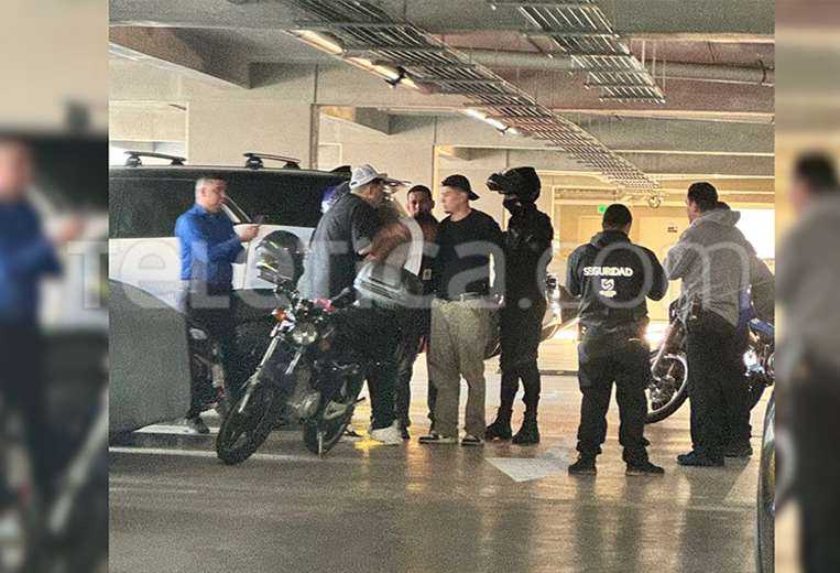 Futbolista de Alajuelense fue detenido por disturbios en complejo de apartamentos en Saban