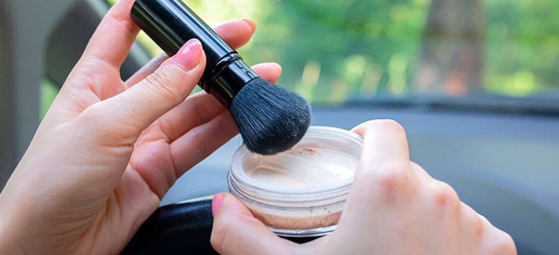 Guía para lograr un maquillaje natural que resalte su piel - Imagen de la noticia