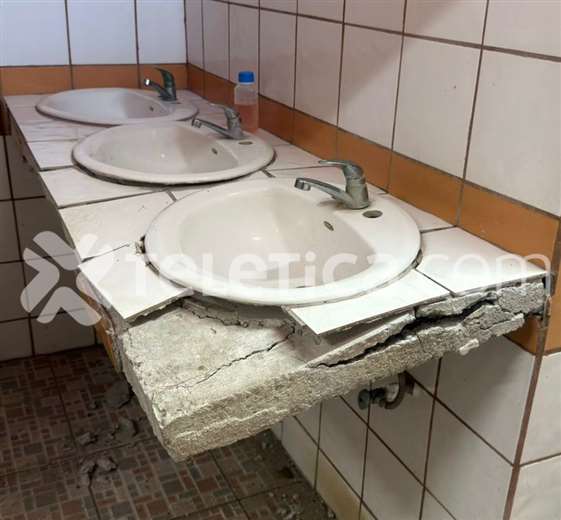 Alajuelense aclara incidente con lavatorio roto: "No estaba en perfecto estado y un jugador se apoyó" - Imagen de la noticia