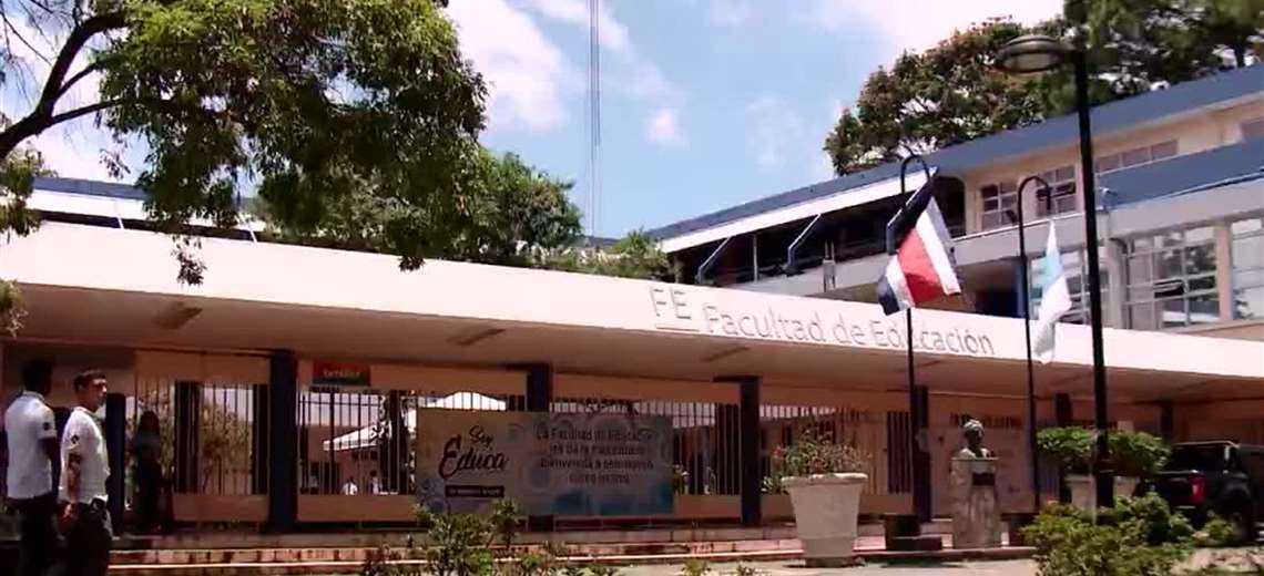 Jerarca de Educación revela división entre universidades por redistribución del FEES