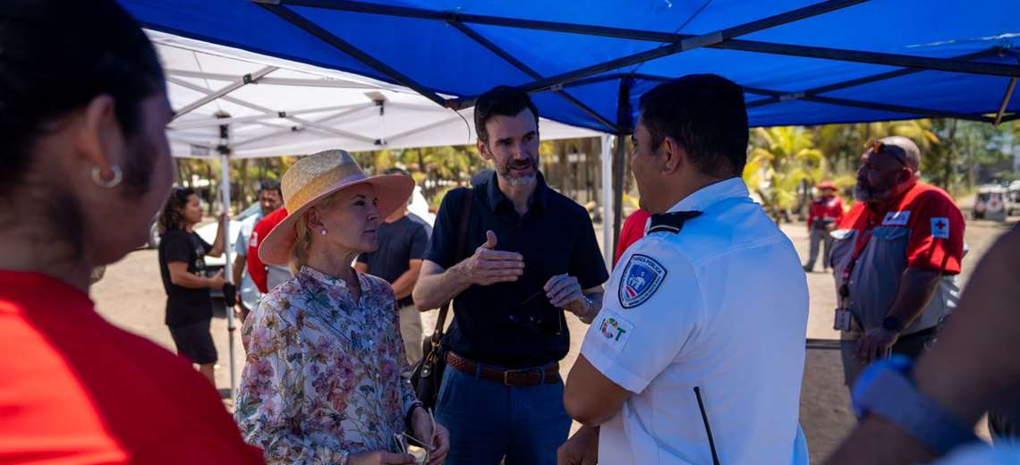 Embajadora de EE.UU. pide intensificar búsqueda de menor desaparecido en Jacó - Imagen de la noticia