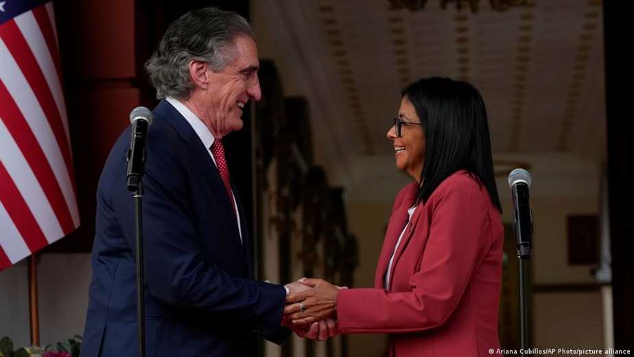 Venezuela retoma sus sedes diplomáticas en EE.UU. - Imagen de la noticia