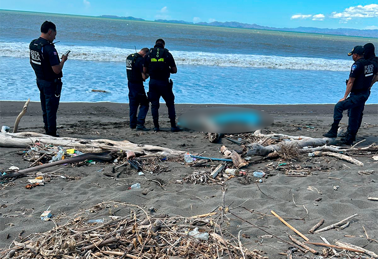 Hallan cuerpo de hombre arrastrado por la corriente en Puntarenas - Imagen de la noticia