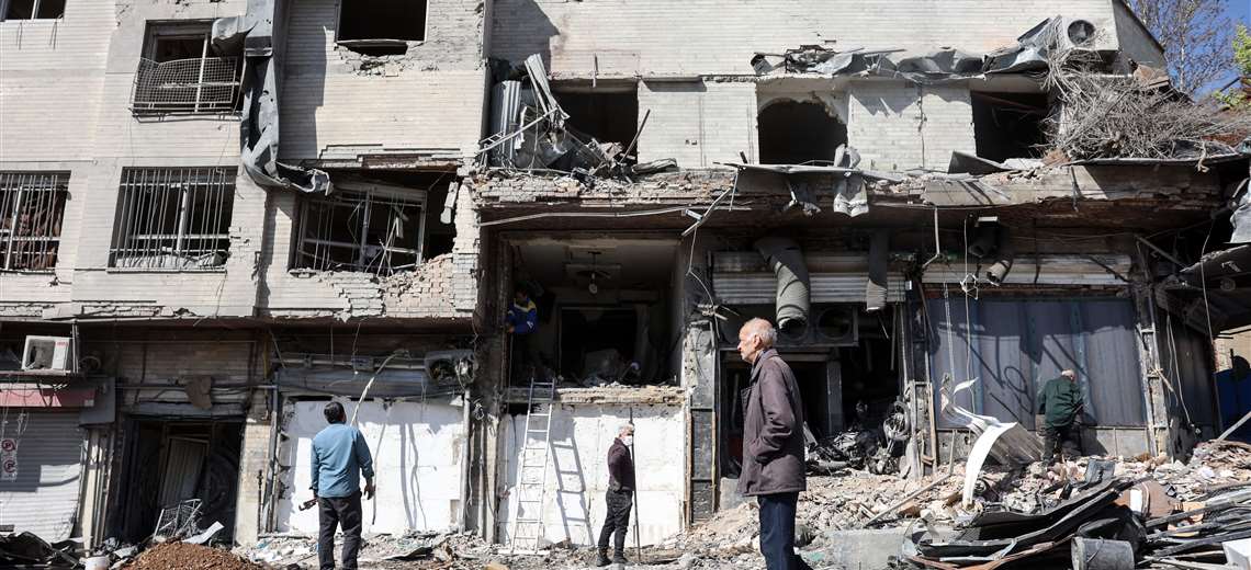 ¿Por qué América Latina guarda silencio ante la guerra en Irán?