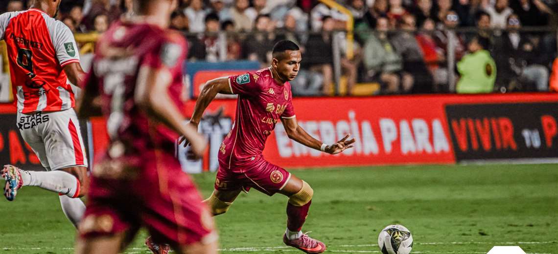 Saprissa renueva a Jorkaeff Azofeifa por dos años